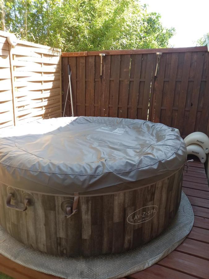 Loft Ambrussum, Jacuzzi, Jardin,Bbq Villa Люнел Екстериор снимка